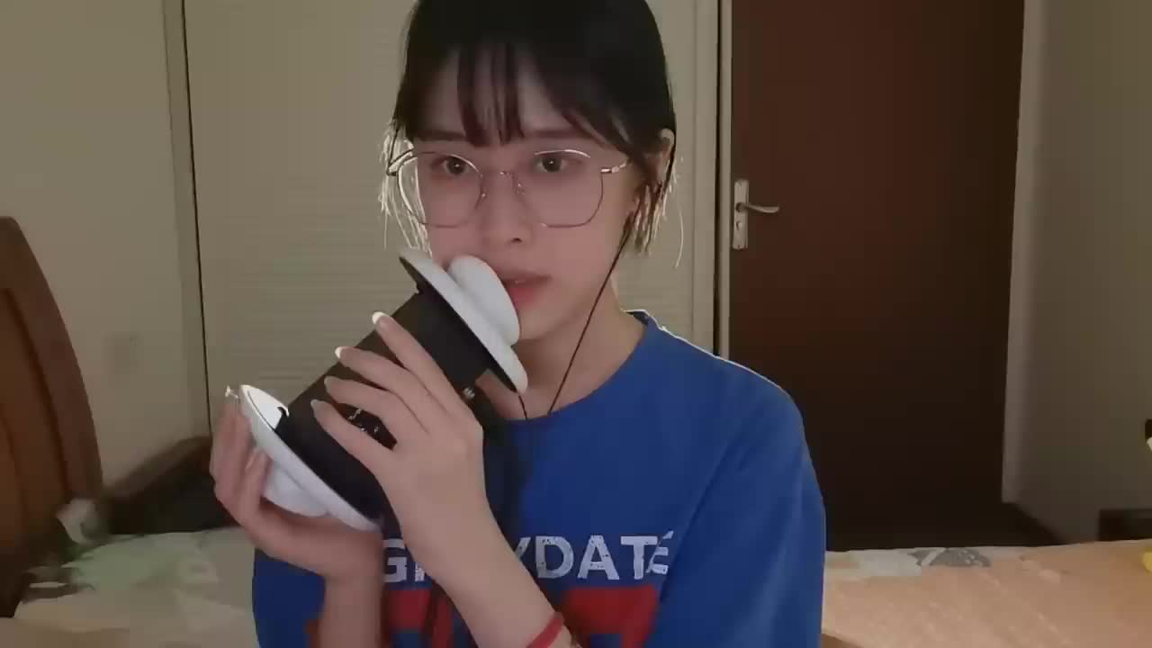 【coconut椰砸】ASMR-ears licking?&eating ears?含耳 试验爱上ASMR-爱思ASMR爱思ASMR-日南-真琴